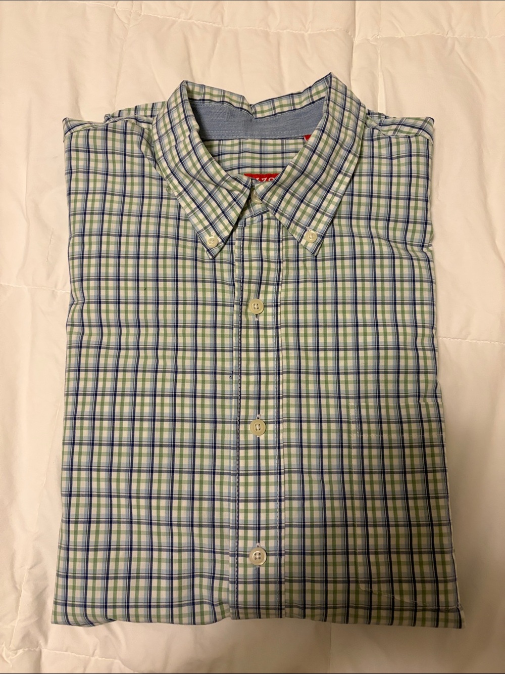 Izod Men's Green and Blue Plaid Button-Down Shirt